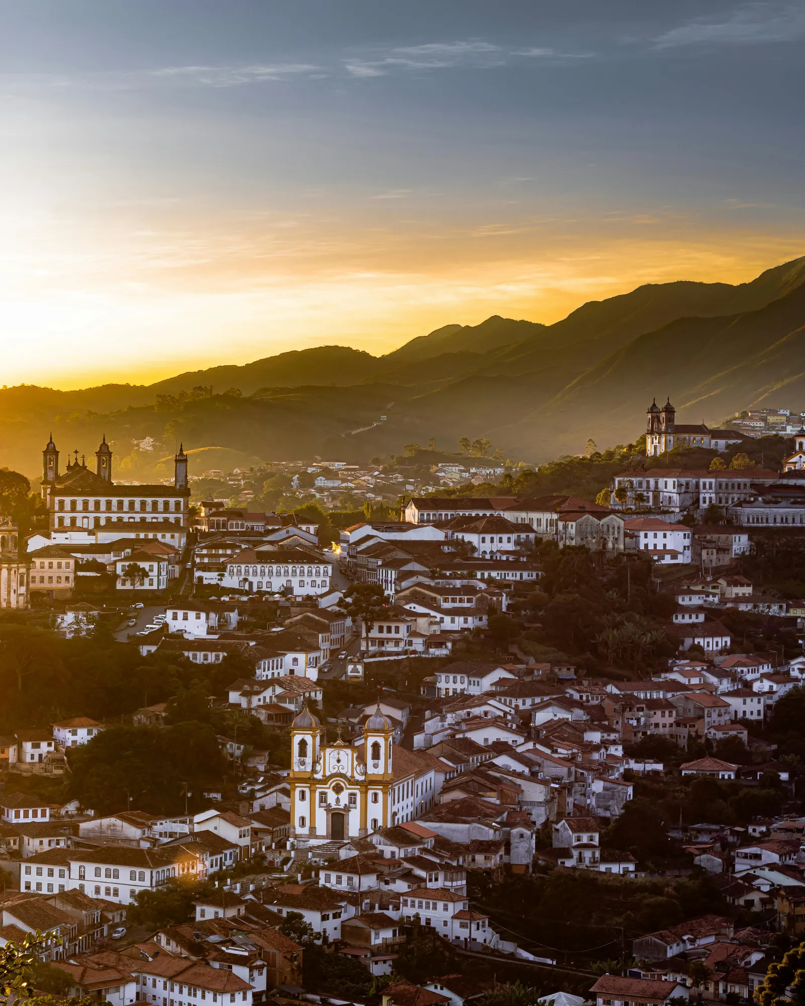 5 destinos incríveis perto de BH para viajar no feriado de Corpus Christi (2026)